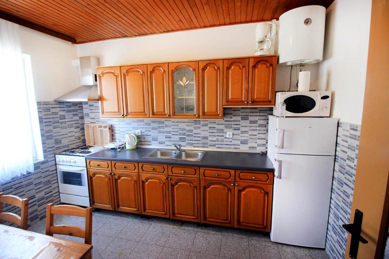 The Peaceful Vacation Apartment Metajna Luaran gambar